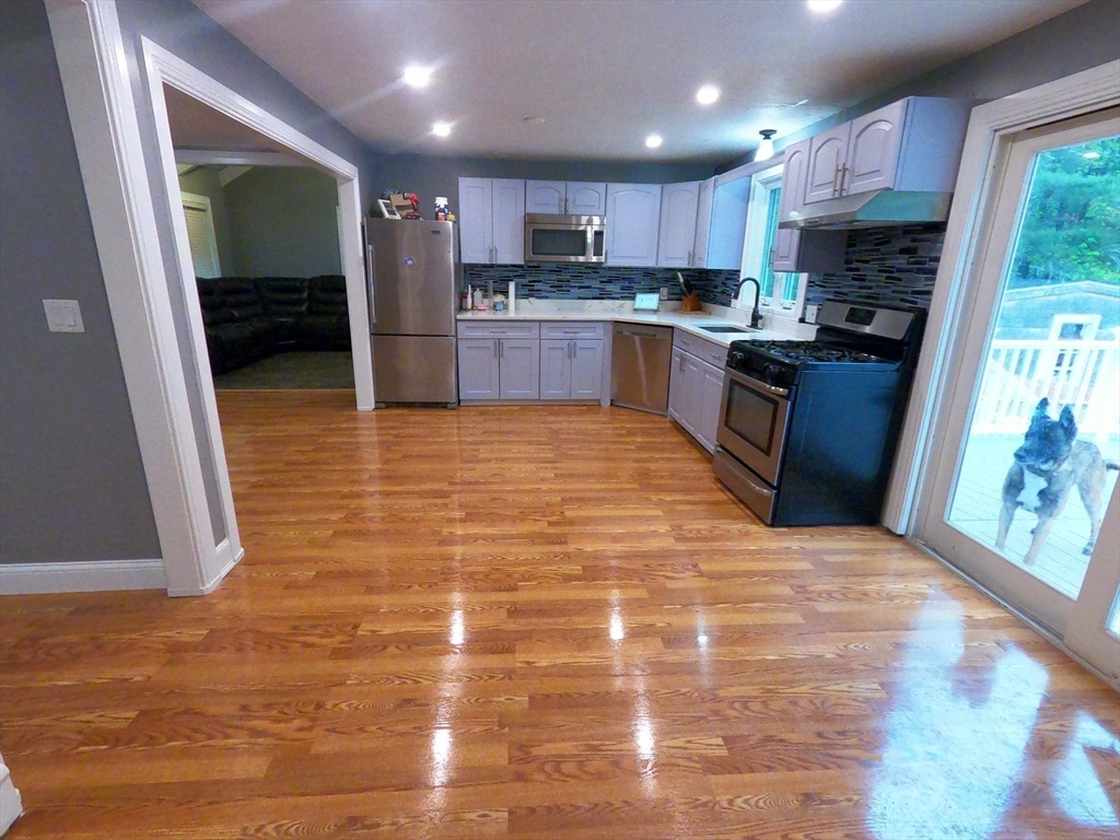 38 Vega Rd