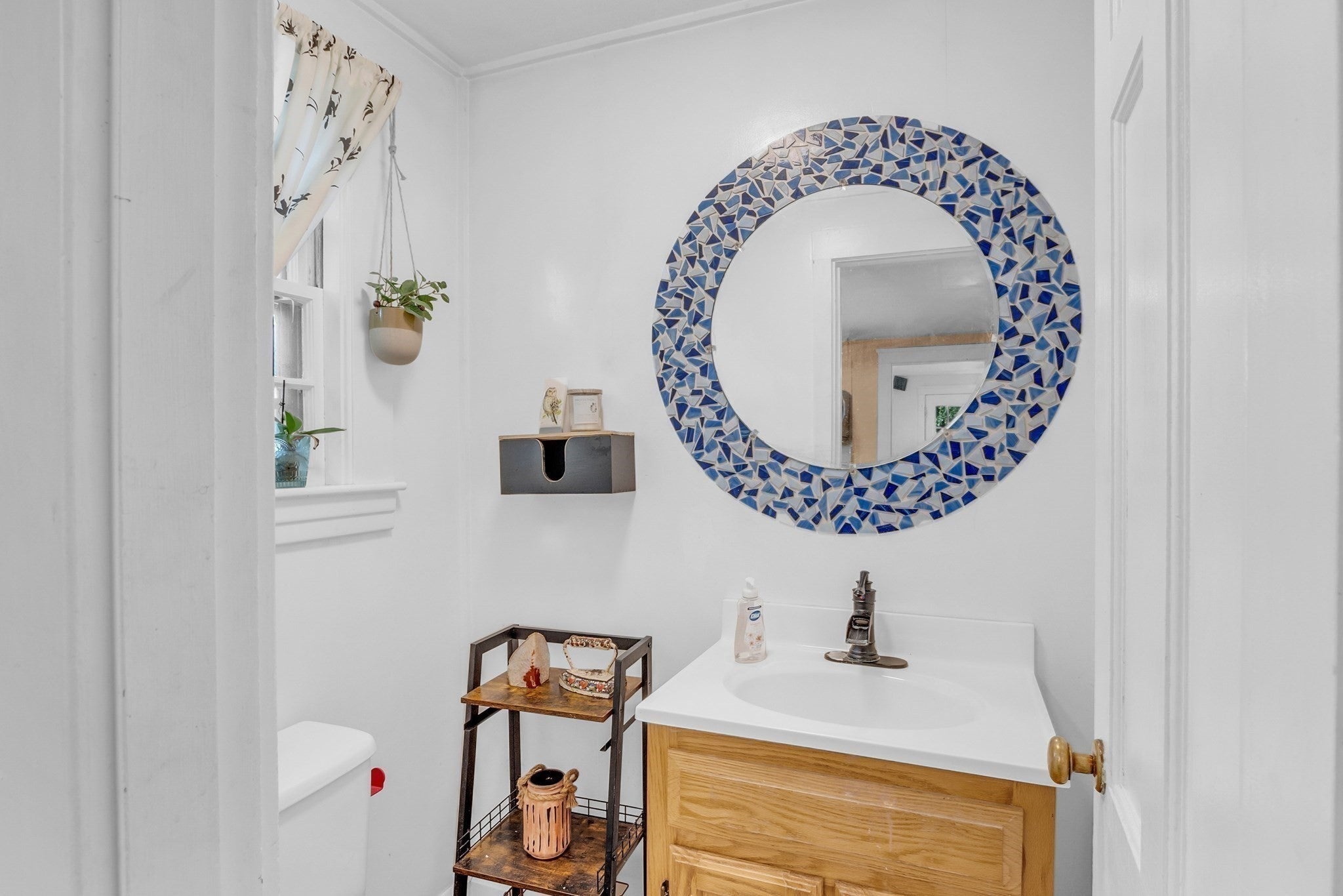 20 Pleasant St, Lunenburg, MA, 20 Pleasant St, Lunenburg, MA Photo #10