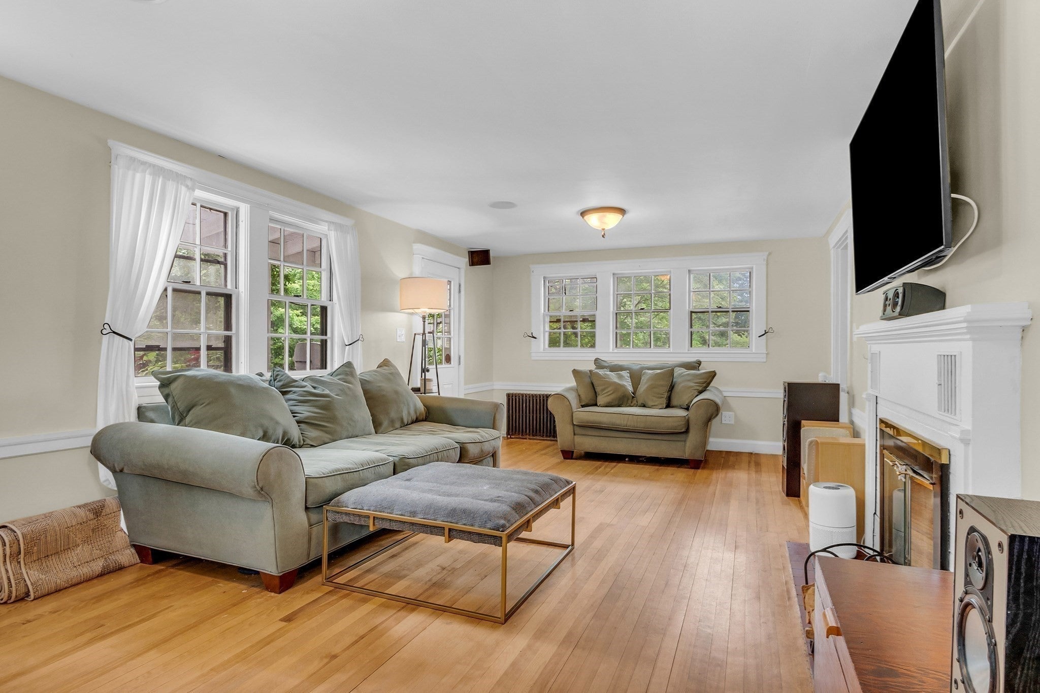20 Pleasant St, Lunenburg, MA, 20 Pleasant St, Lunenburg, MA Photo #12