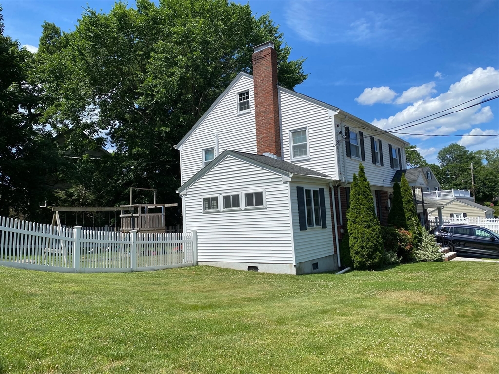 46 Woodard Rd