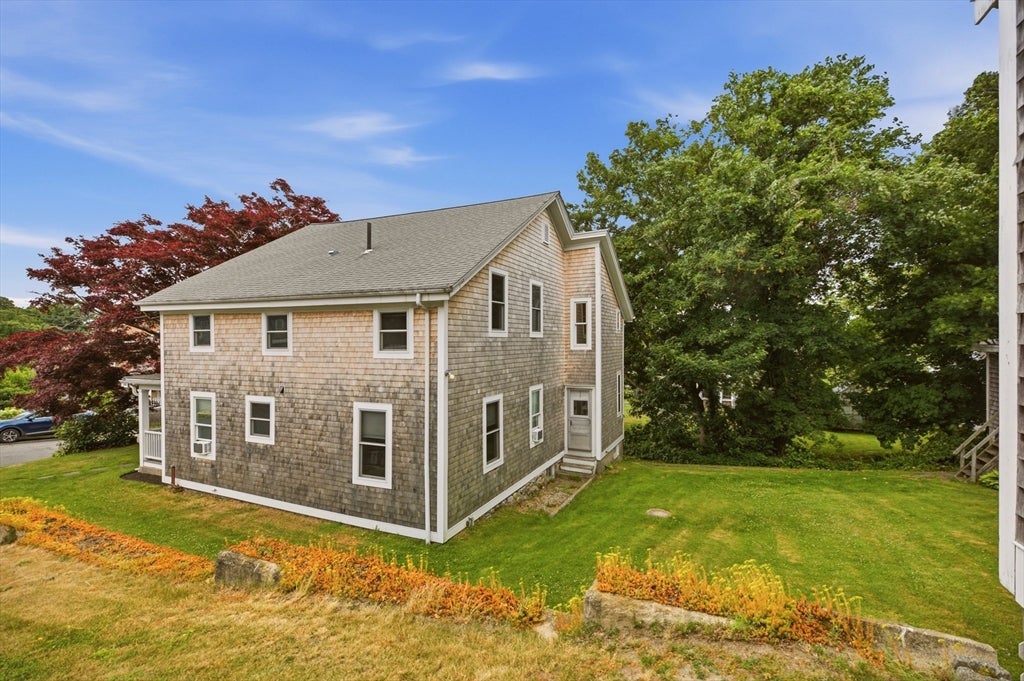 22 South Avenue, Tiverton, RI Photo #6