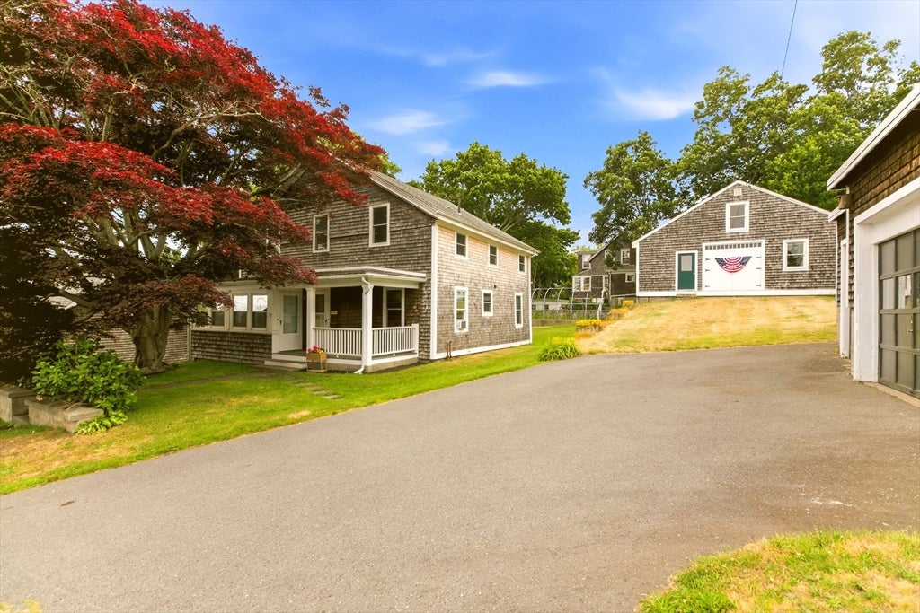 Photo of 22 South Avenue, Tiverton, RI