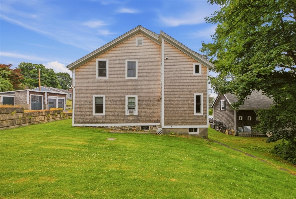 22 South Avenue, Tiverton, RI Photo #7