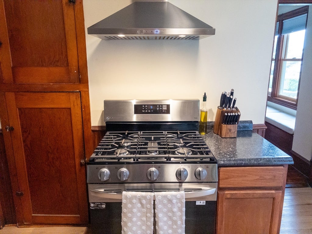 22 South Avenue, Tiverton, RI Photo #20