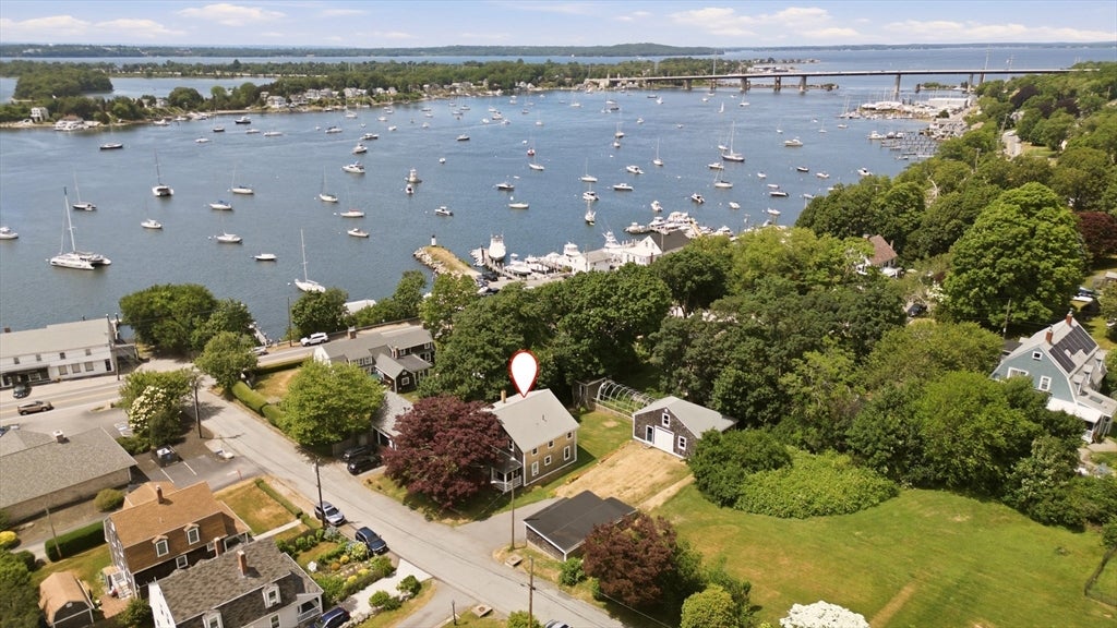 22 South Avenue, Tiverton, RI Photo #11