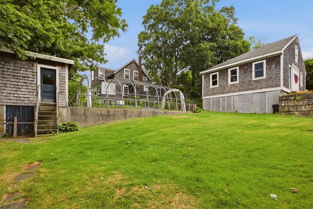 22 South Avenue, Tiverton, RI Photo #10