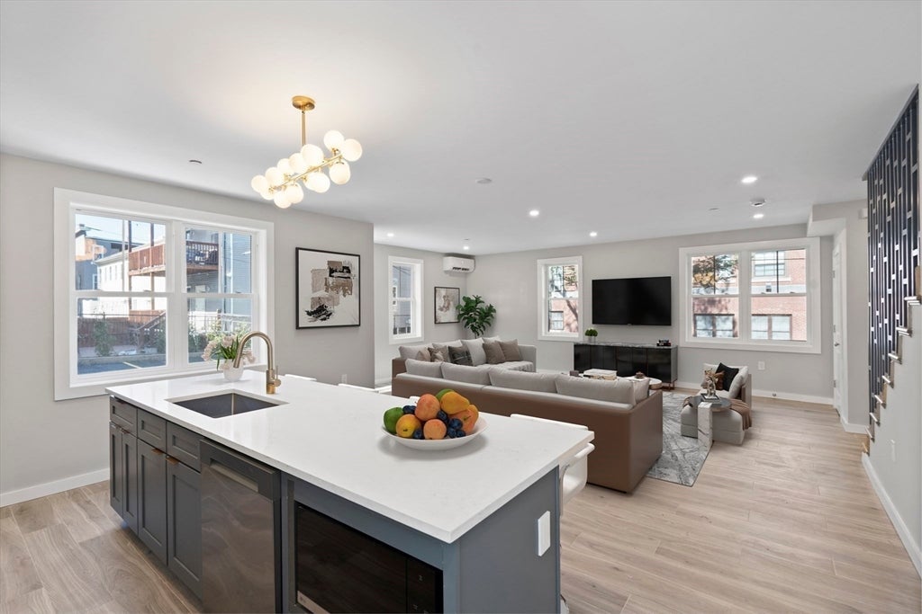 59 Perrin St #3, Boston, MA Photo #2