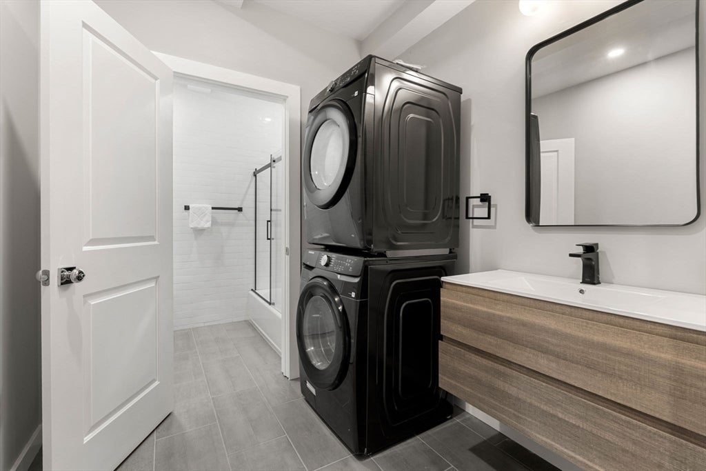 59 Perrin St #3, Boston, MA Photo #8