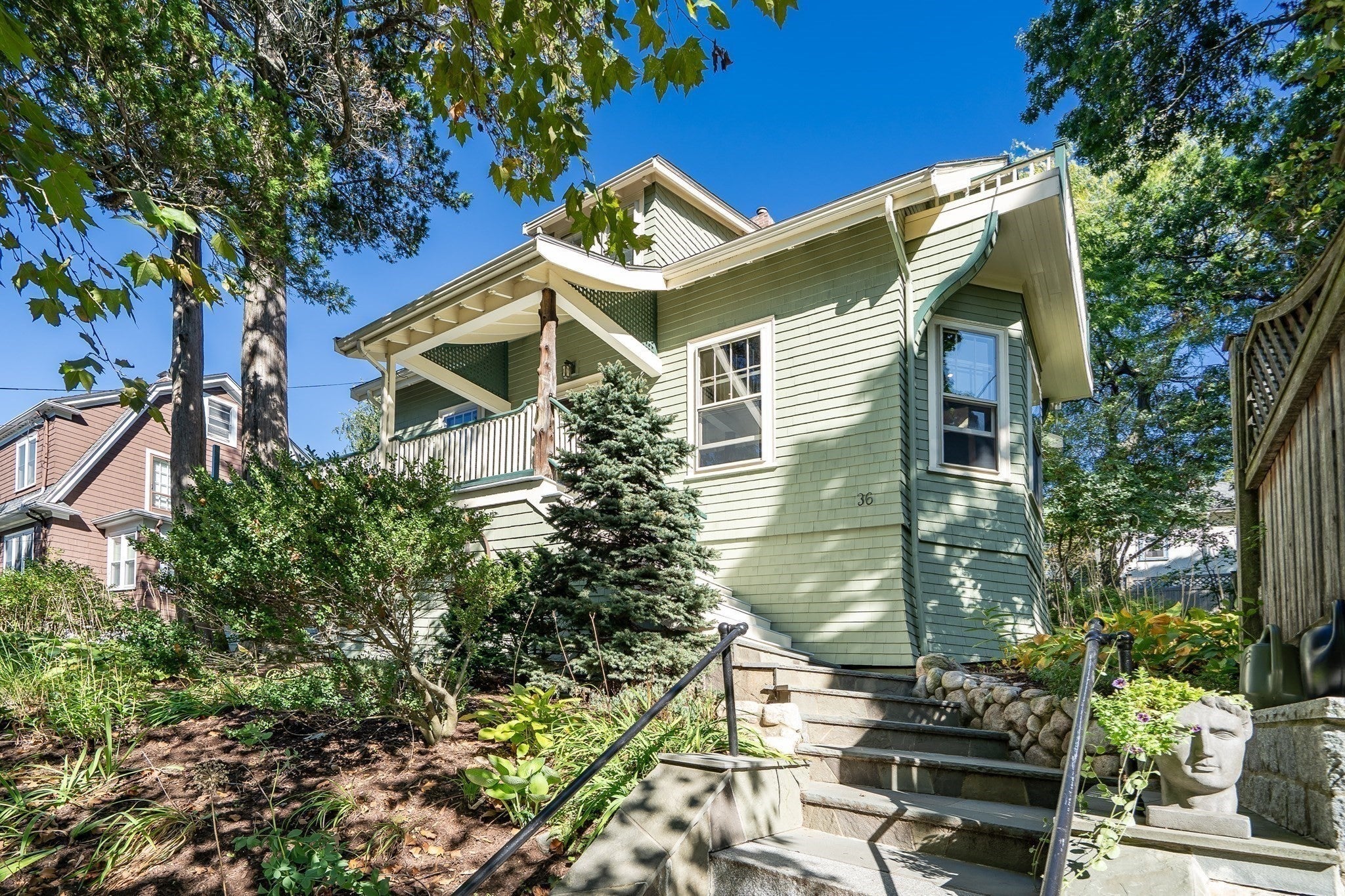Photo of 36 Warwick Rd, Watertown, MA