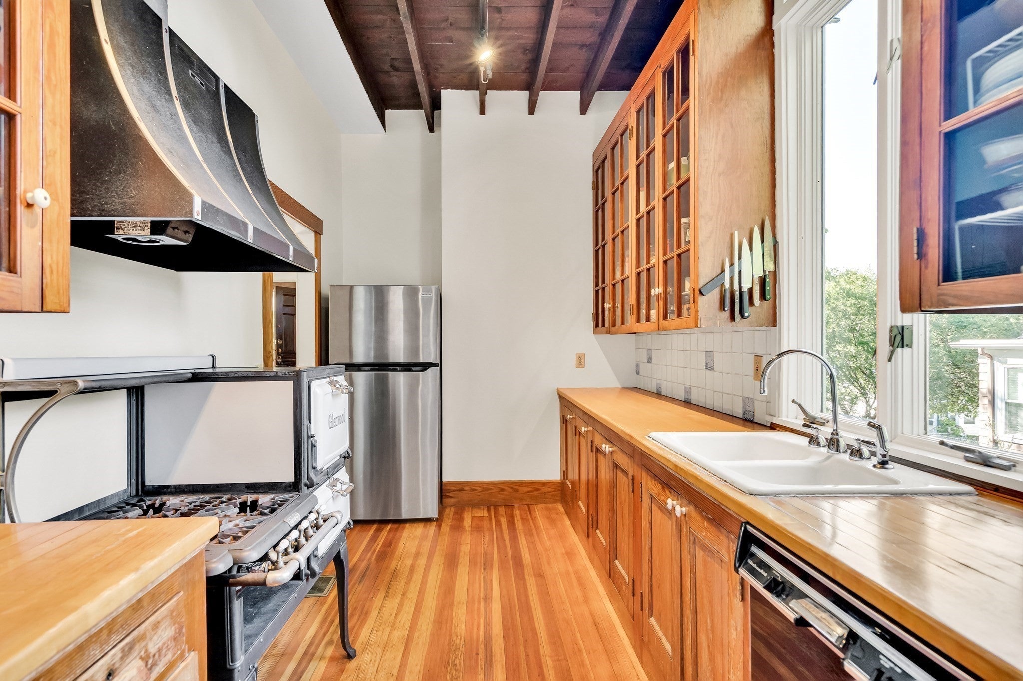 36 Warwick Rd, Watertown, MA, 36 Warwick Rd, Watertown, MA Photo #8