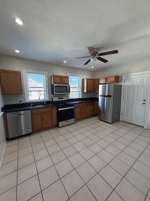 8 Sheafe 3 Brookline MA 02467