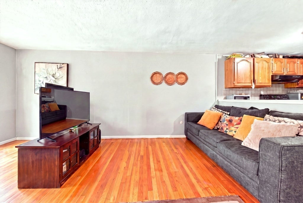 10 Coffey St #25, Boston, MA, 10 Coffey St #25, Boston, MA Photo #8