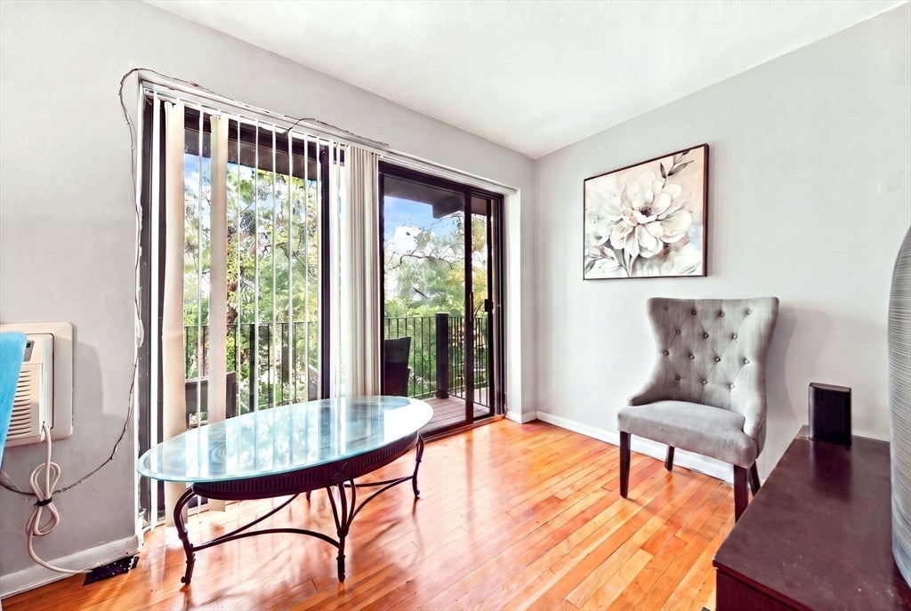 10 Coffey St #25, Boston, MA, 10 Coffey St #25, Boston, MA Photo #10