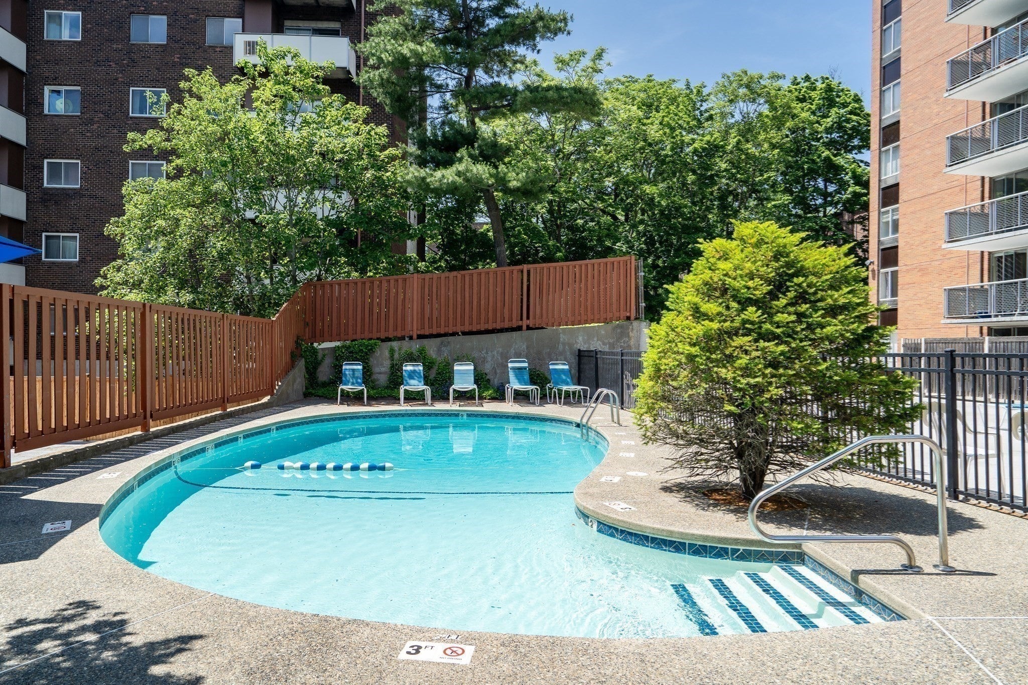 45 Longwood Avenue PH D