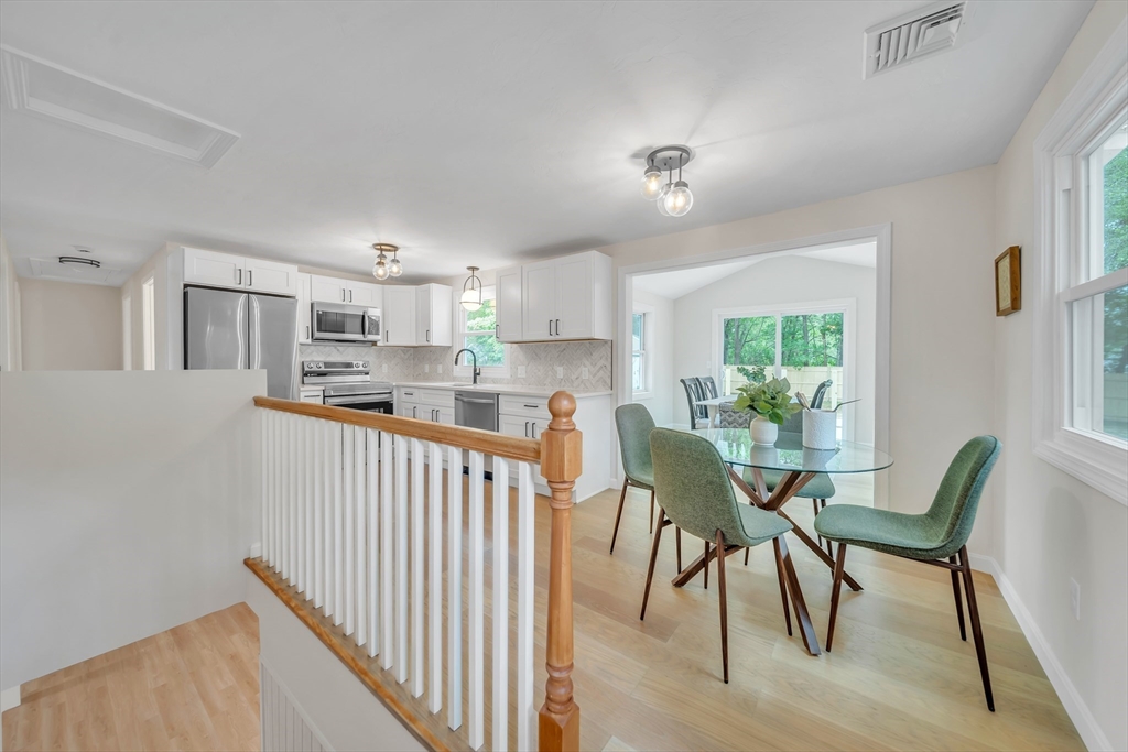 38 Sunset Ave