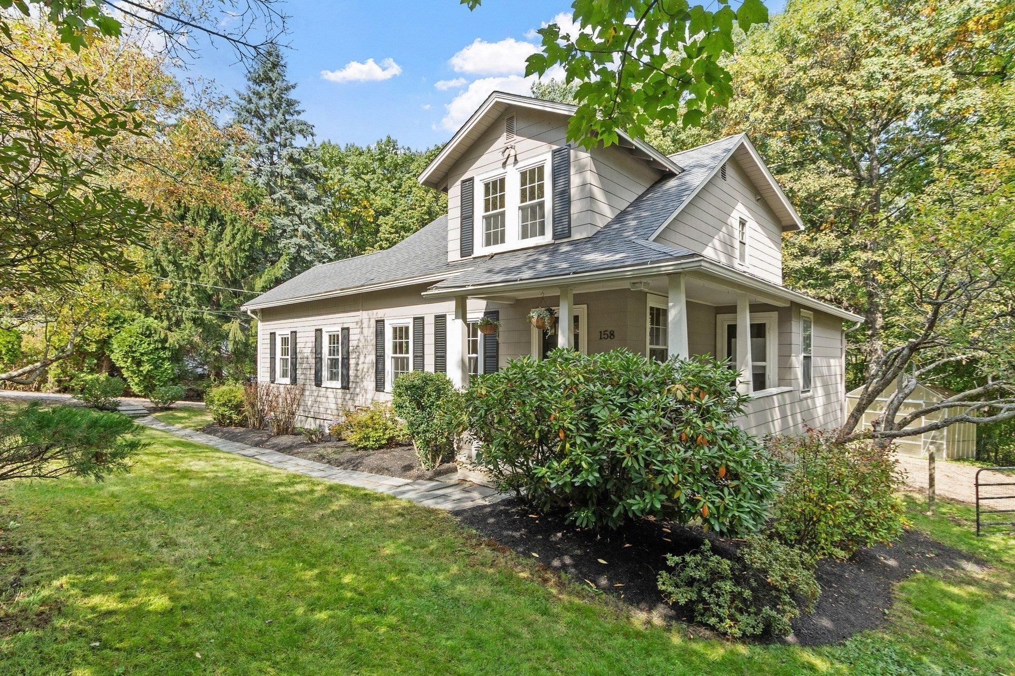 158 Woodland St, West Boylston, MA, 158 Woodland St, West Boylston, MA Photo #2