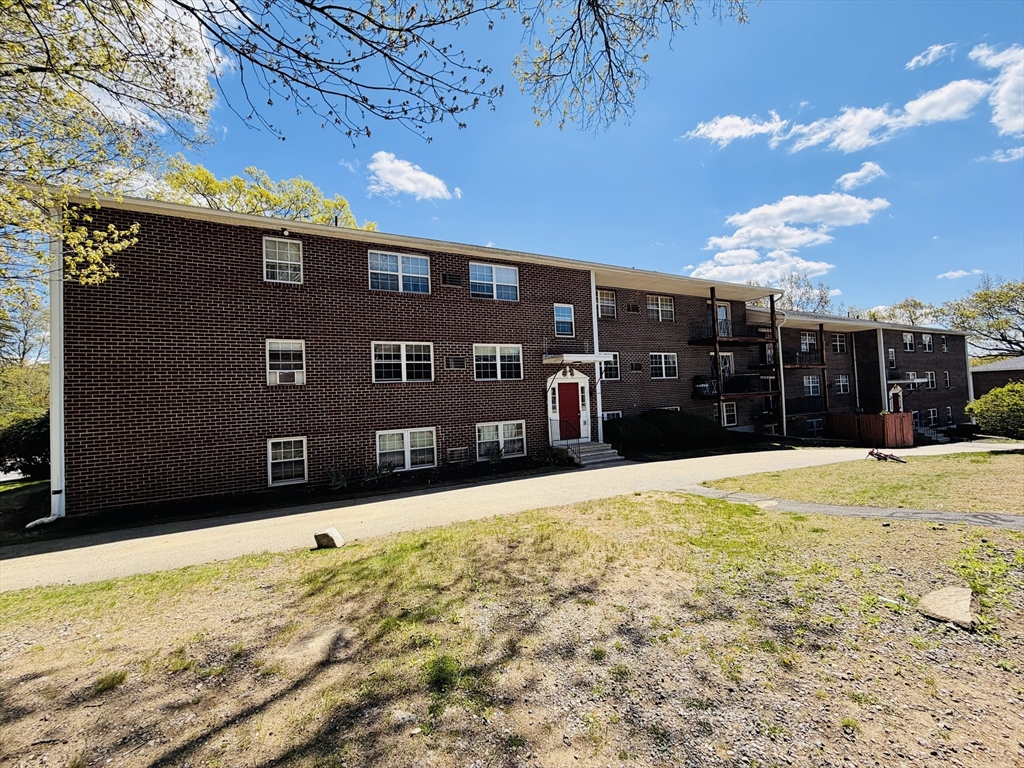 261 Boston Post Rd E Rd #3, Marlborough, MA, 261 Boston Post Rd E Rd #3, Marlborough, MA Photo #1