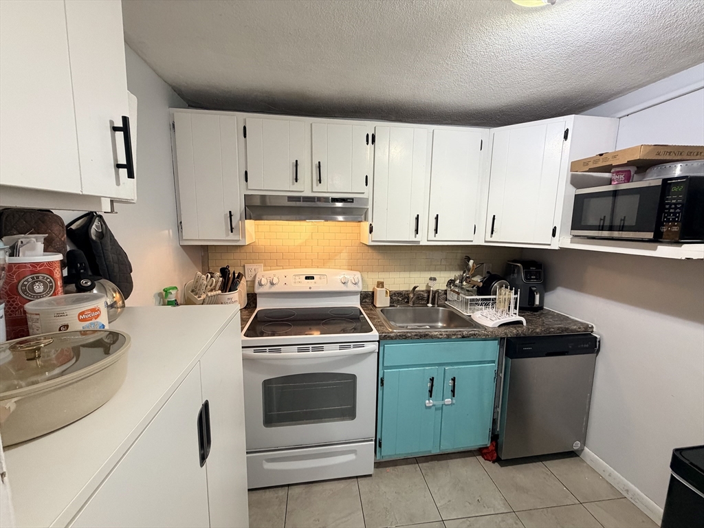 261 Boston Post Rd E Rd #3, Marlborough, MA, 261 Boston Post Rd E Rd #3, Marlborough, MA Photo #5