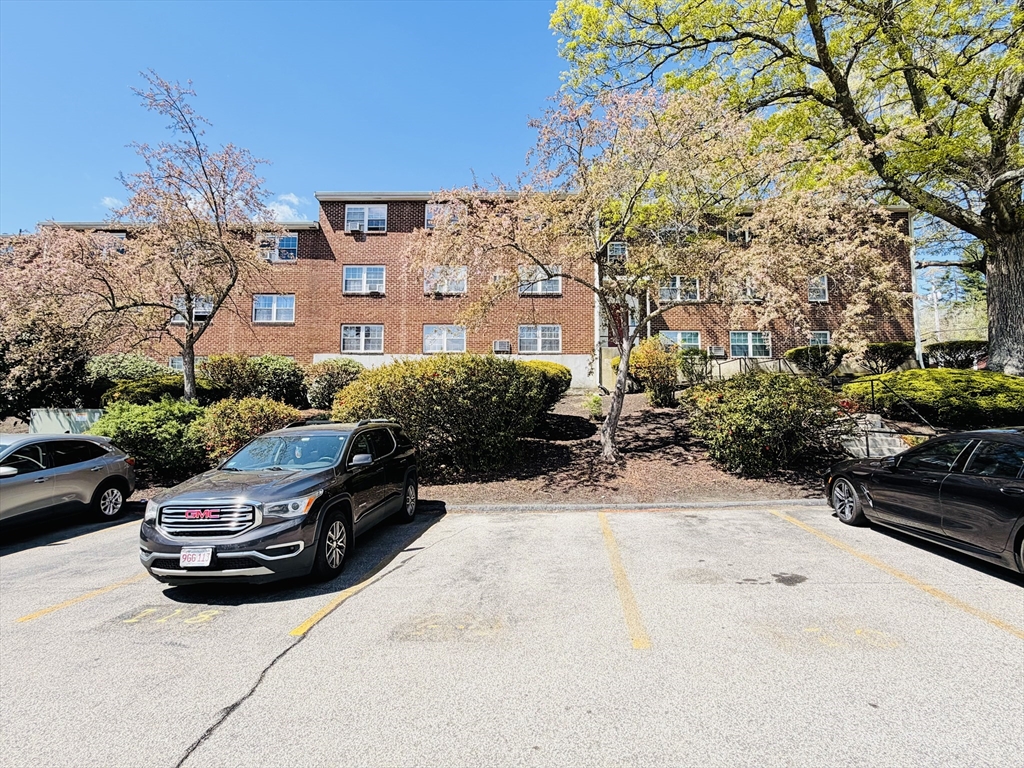 261 Boston Post Rd E Rd #3, Marlborough, MA, 261 Boston Post Rd E Rd #3, Marlborough, MA Photo #2