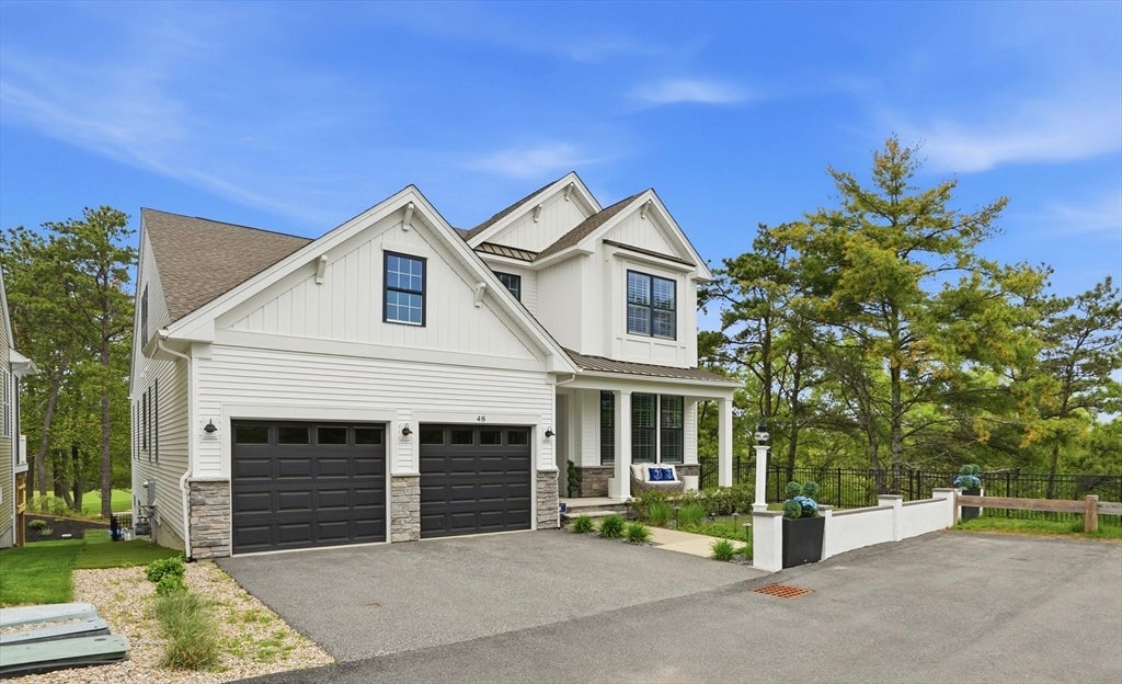 48 Briarwood