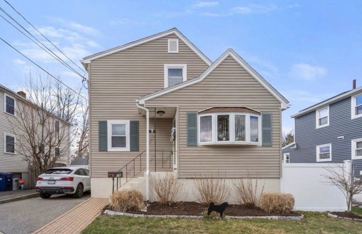 Photo of 15 Farrin St, Boston, MA