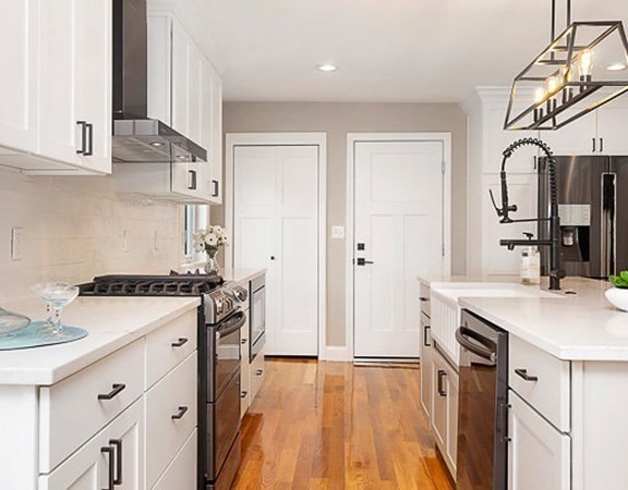 Medford, Massachusetts 02155, United States, 4 Bedrooms Bedrooms, ,2 BathroomsBathrooms,Residential,Active,193995