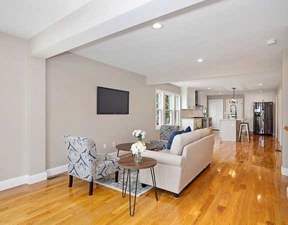 Medford, Massachusetts 02155, United States, 4 Bedrooms Bedrooms, ,2 BathroomsBathrooms,Residential,Active,193995