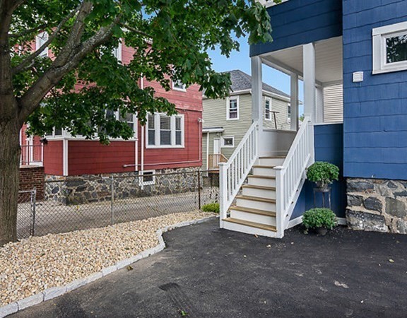 Medford, Massachusetts 02155, United States, 4 Bedrooms Bedrooms, ,2 BathroomsBathrooms,Residential,Active,193995