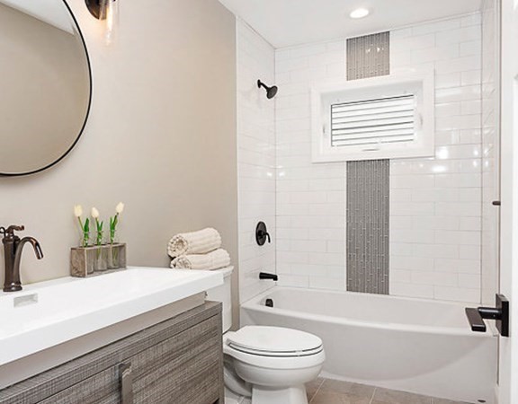 Medford, Massachusetts 02155, United States, 4 Bedrooms Bedrooms, ,2 BathroomsBathrooms,Residential,Active,193995