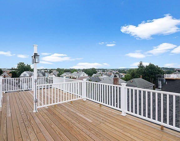 Medford, Massachusetts 02155, United States, 4 Bedrooms Bedrooms, ,2 BathroomsBathrooms,Residential,Active,193995