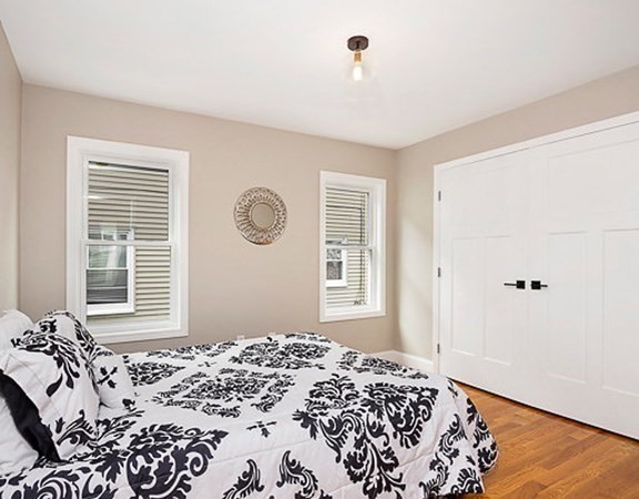 Medford, Massachusetts 02155, United States, 4 Bedrooms Bedrooms, ,2 BathroomsBathrooms,Residential,Active,193995