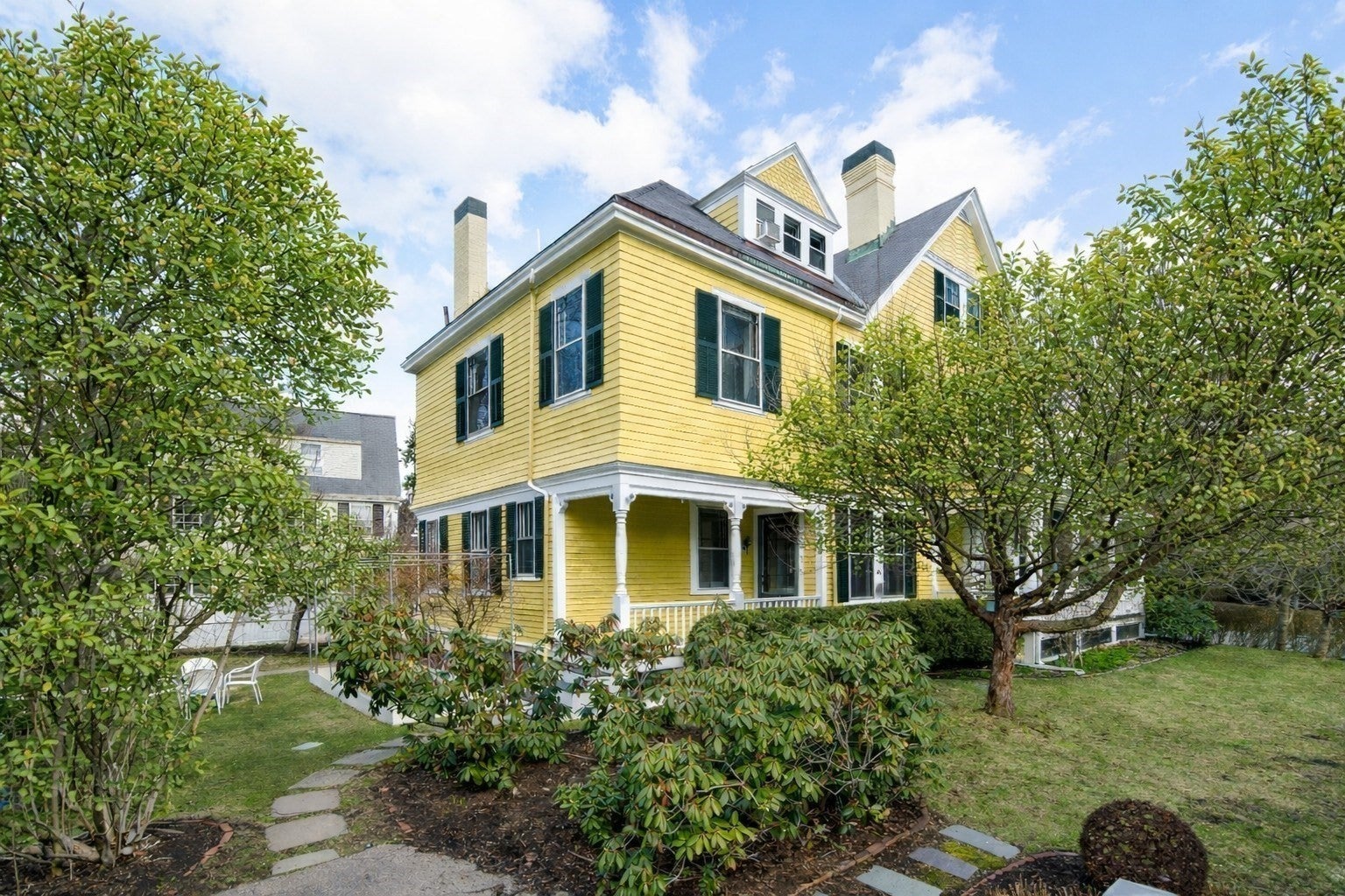 6 Mercer Circle