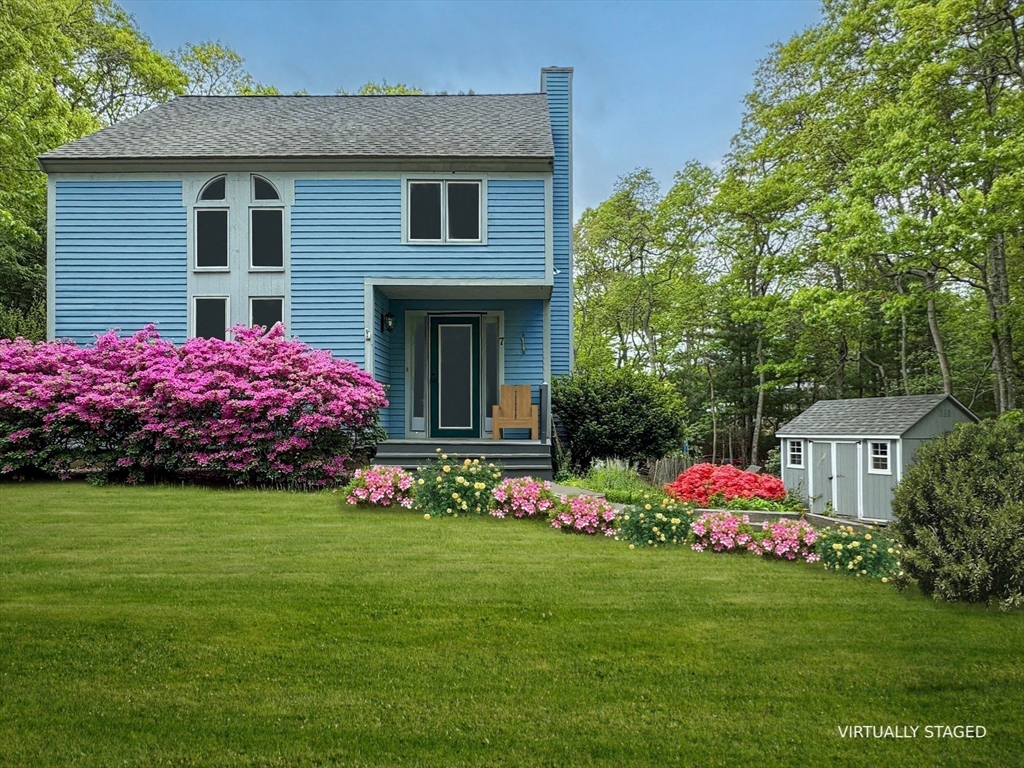 7 Fox Hollow Ln