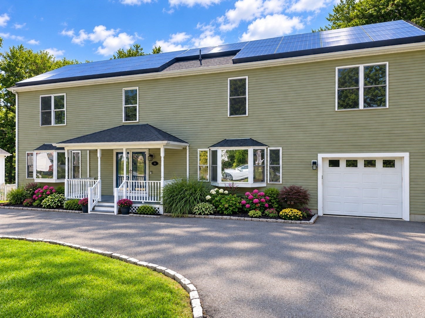 12 Corcoran Rd, Burlington MA 01803