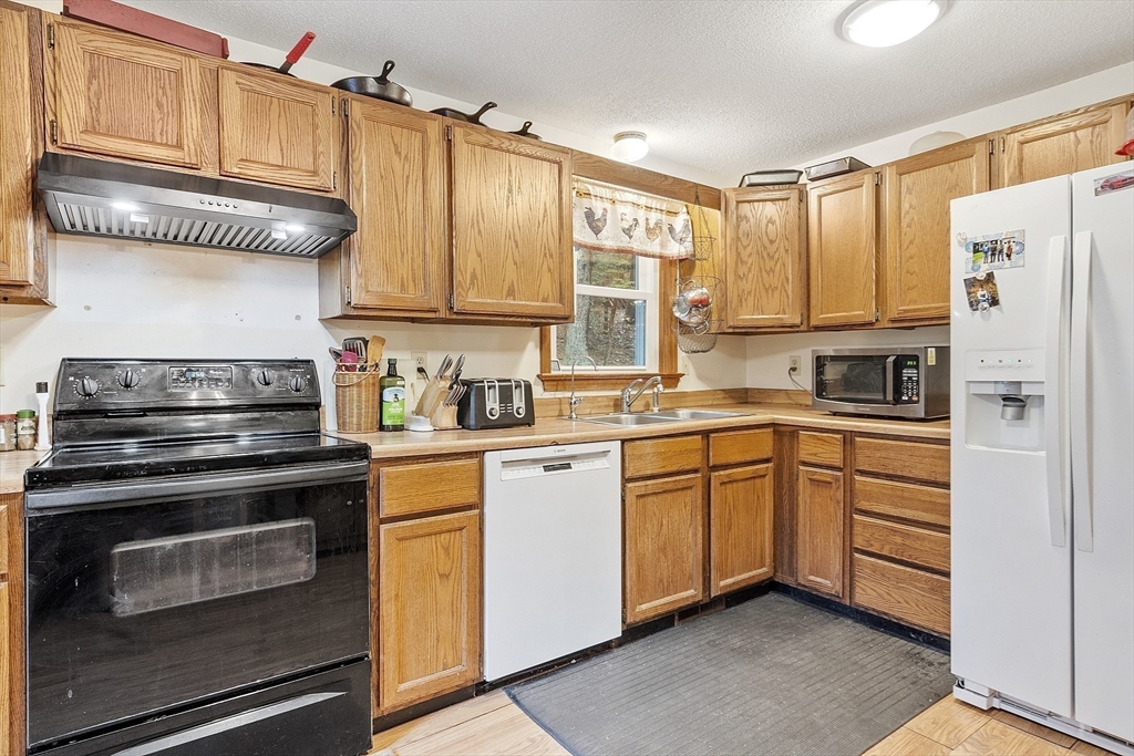 137 Eli Dr