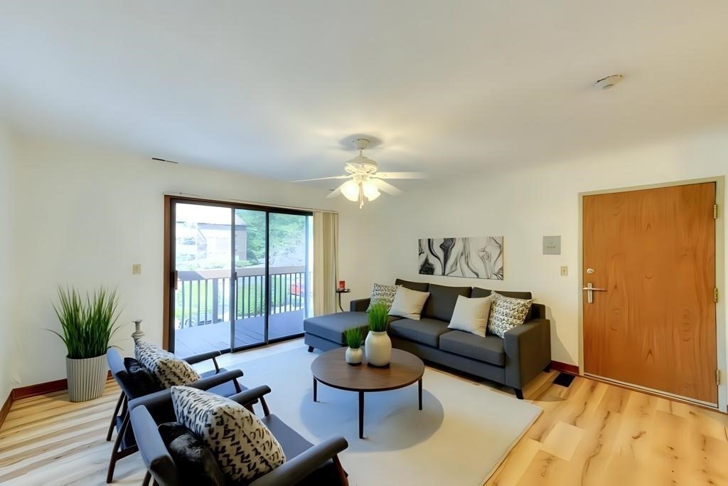340 Sunderland Rd 23