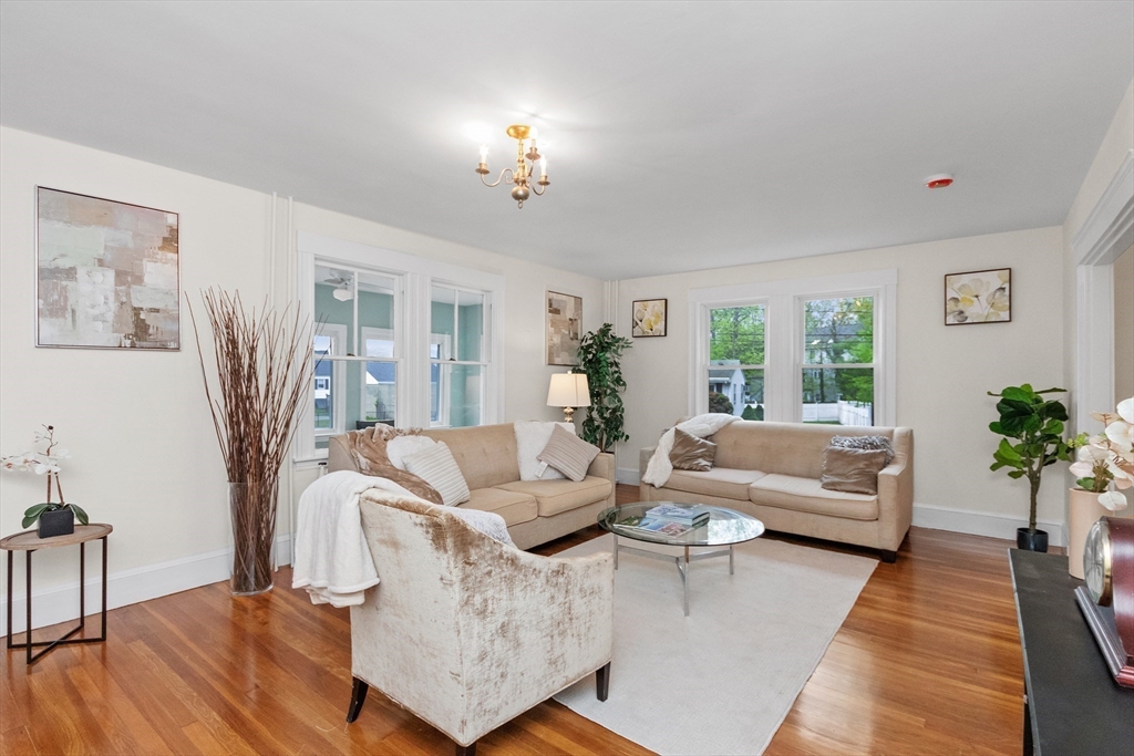 27 Locust St