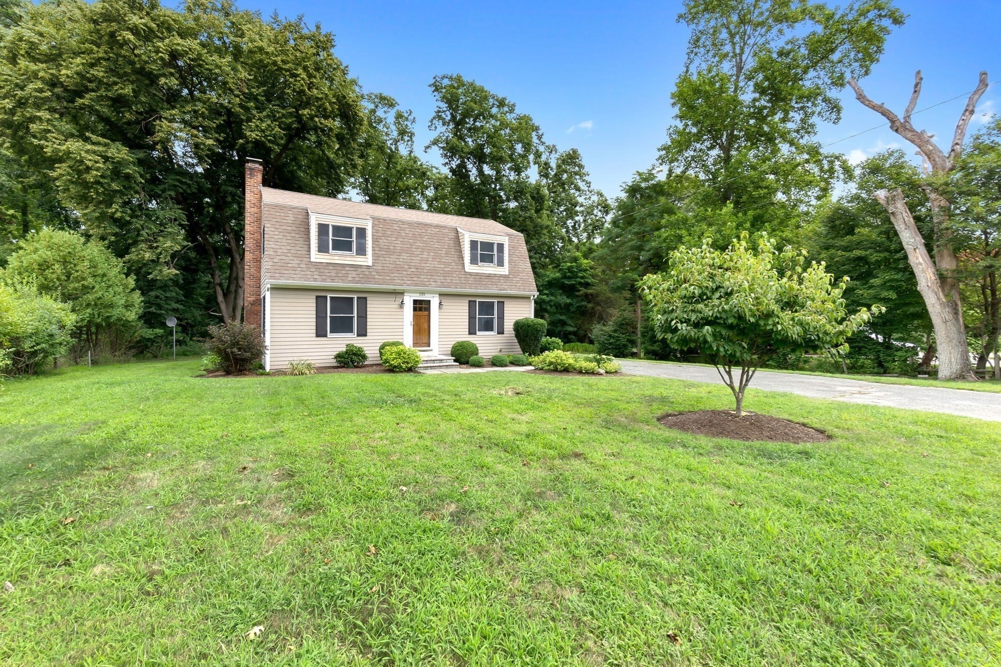 135 Linebrook Rd