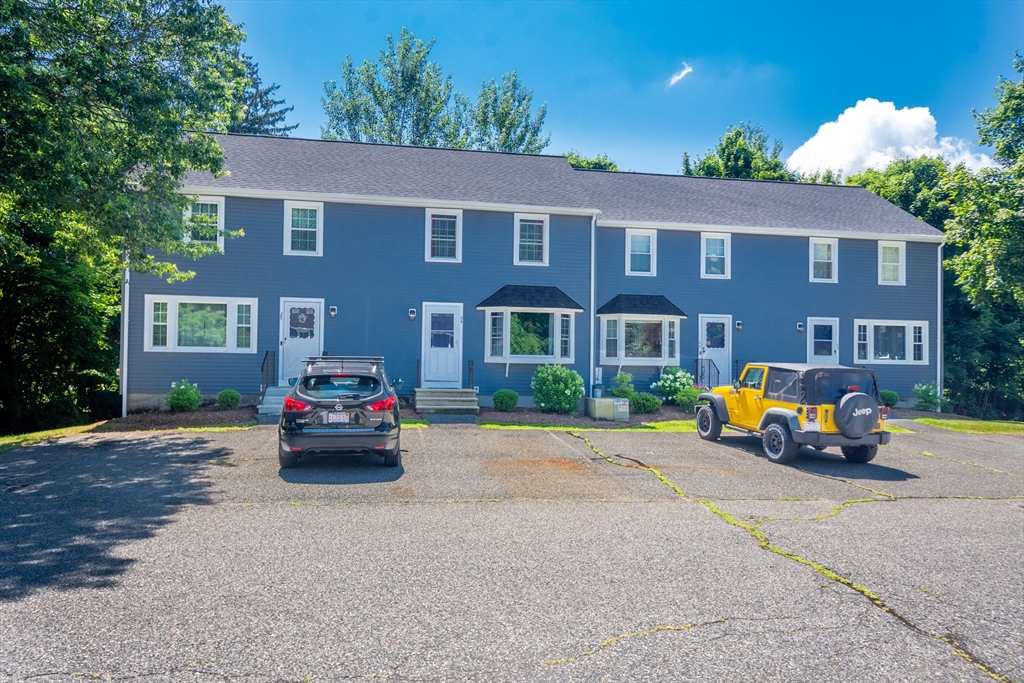 24 Cedar Sq 24