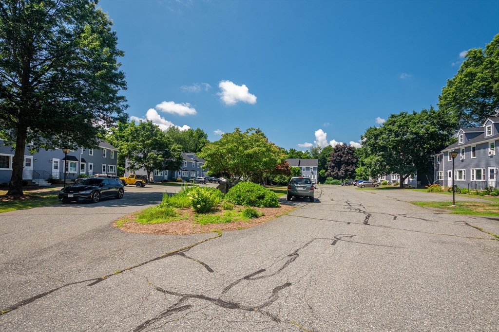 24 Cedar Sq 24