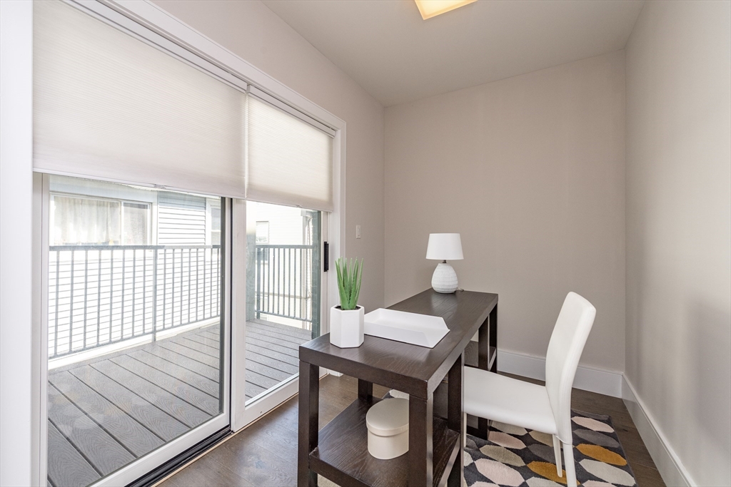 214 Market Street 201