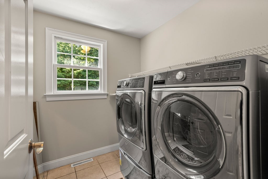 90 Northridge Dr, East Bridgewater, MA, 90 Northridge Dr, East Bridgewater, MA Photo #23