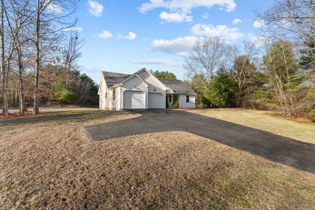26 Wayne Ave