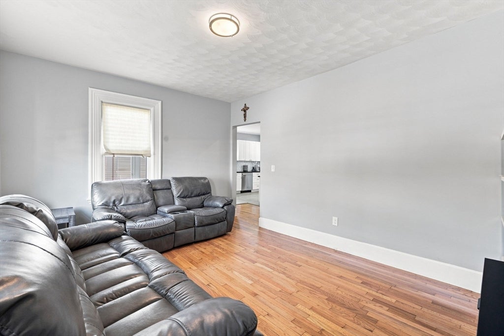 93 Parker St, Chelsea, MA Photo #9