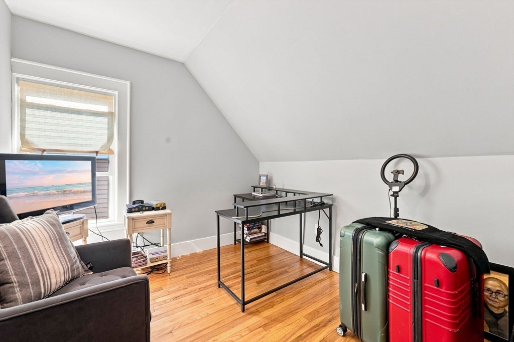 93 Parker St, Chelsea, MA Photo #16