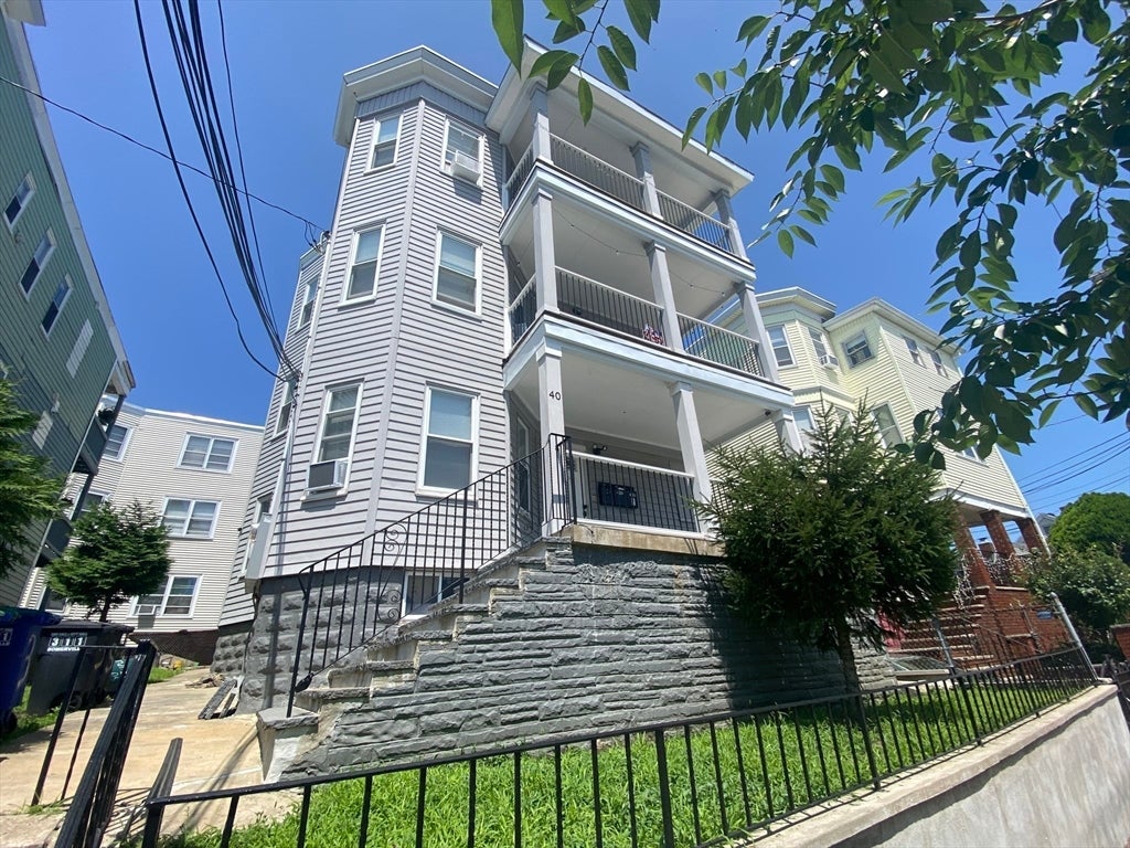 40 Temple St #3, Somerville, MA, 40 Temple St #3, Somerville, MA Photo #3