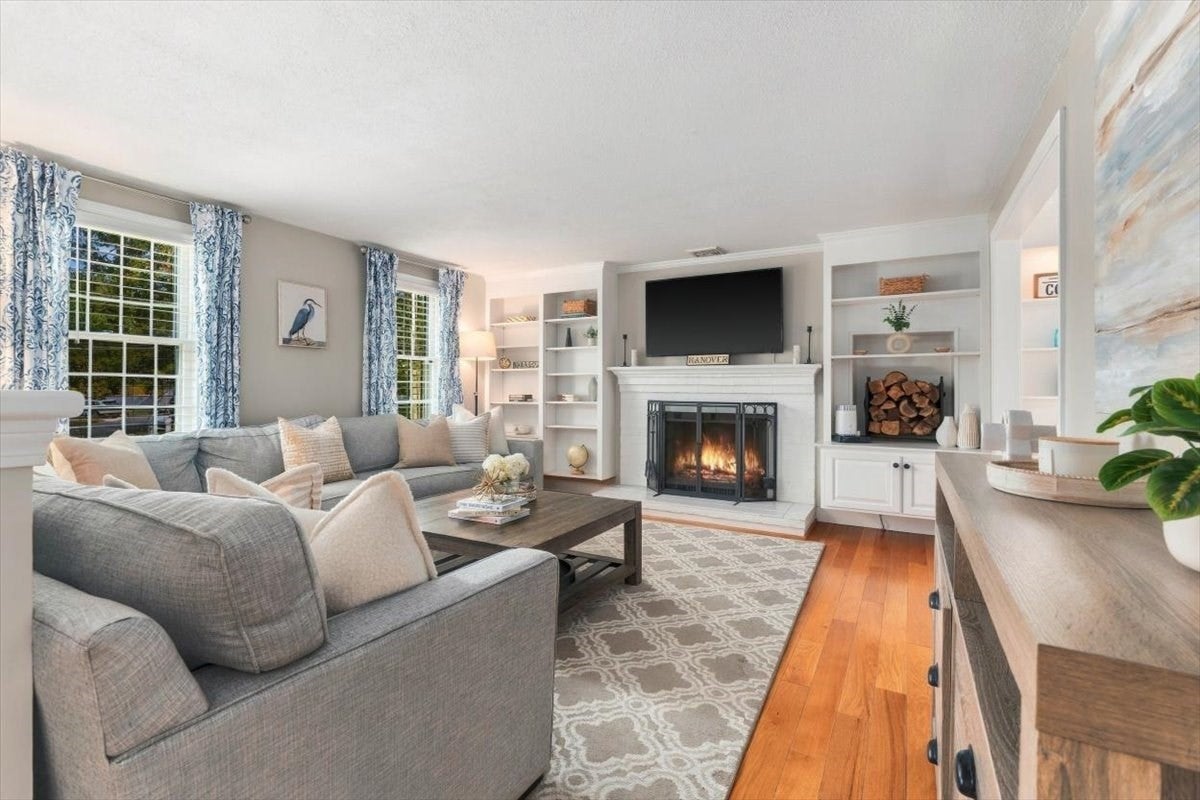 386 Main Street, Hanover, MA, 386 Main Street, Hanover, MA Photo #4