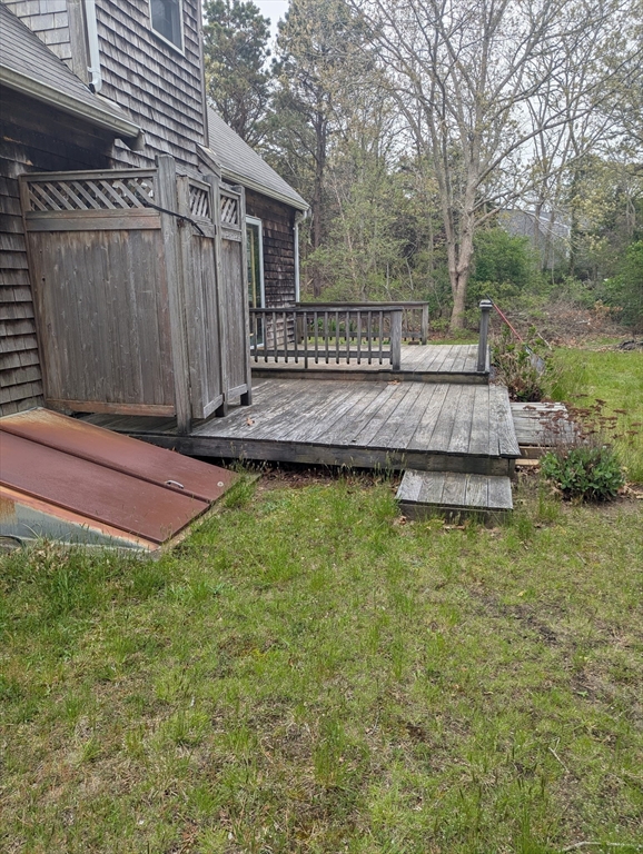 255 Massasoit Rd
