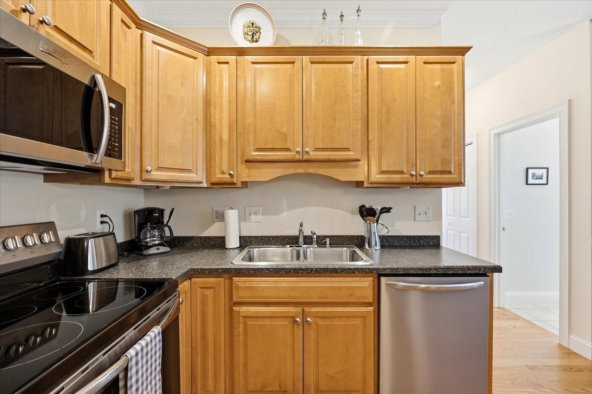 12 Wynnfield Cir #12, Southwick, MA, 12 Wynnfield Cir #12, Southwick, MA Photo #17