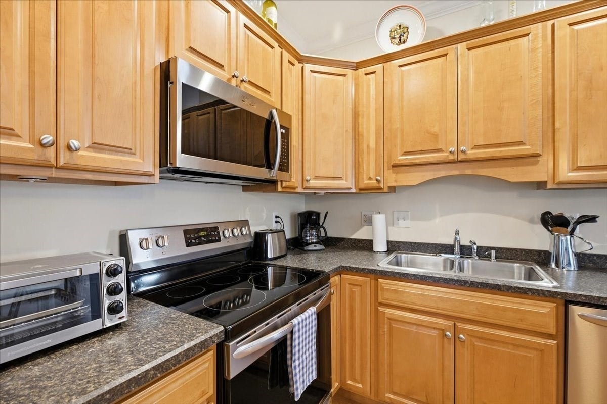 12 Wynnfield Cir #12, Southwick, MA, 12 Wynnfield Cir #12, Southwick, MA Photo #18
